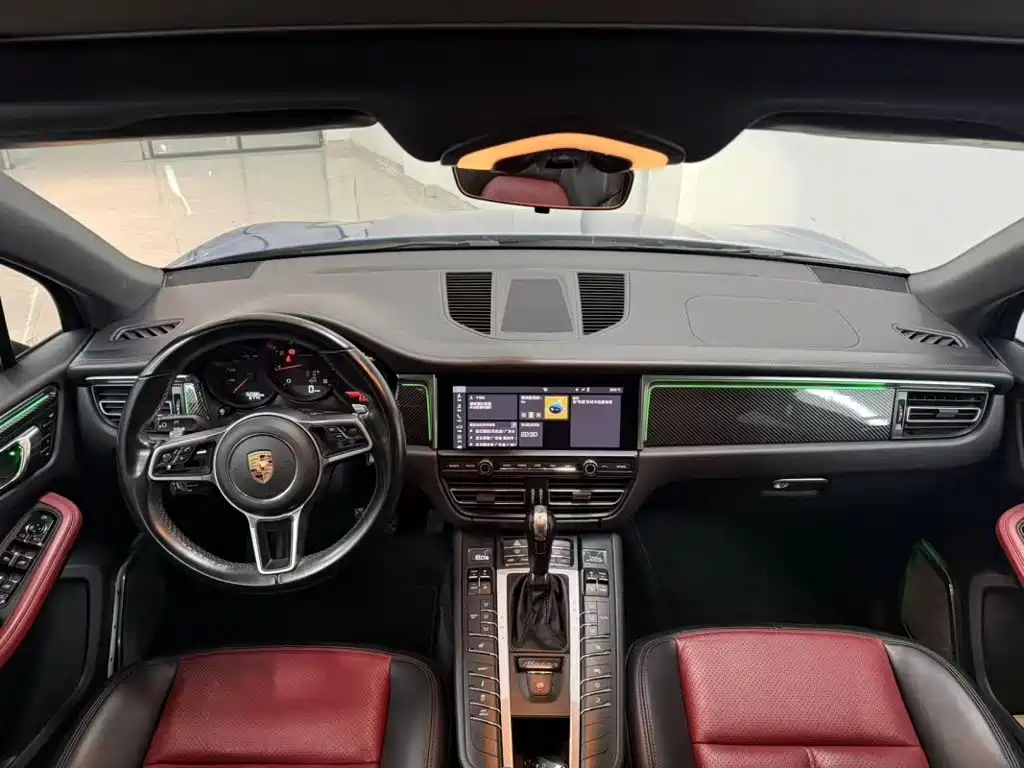 Macan 2018 Macan 2.0T купить на сайте DeffCars