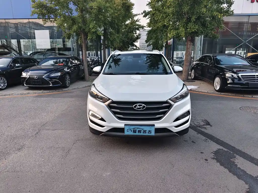 Tucson 2015 1.6T dual-clutch two-wheel drive leading model купить на сайте DeffCars