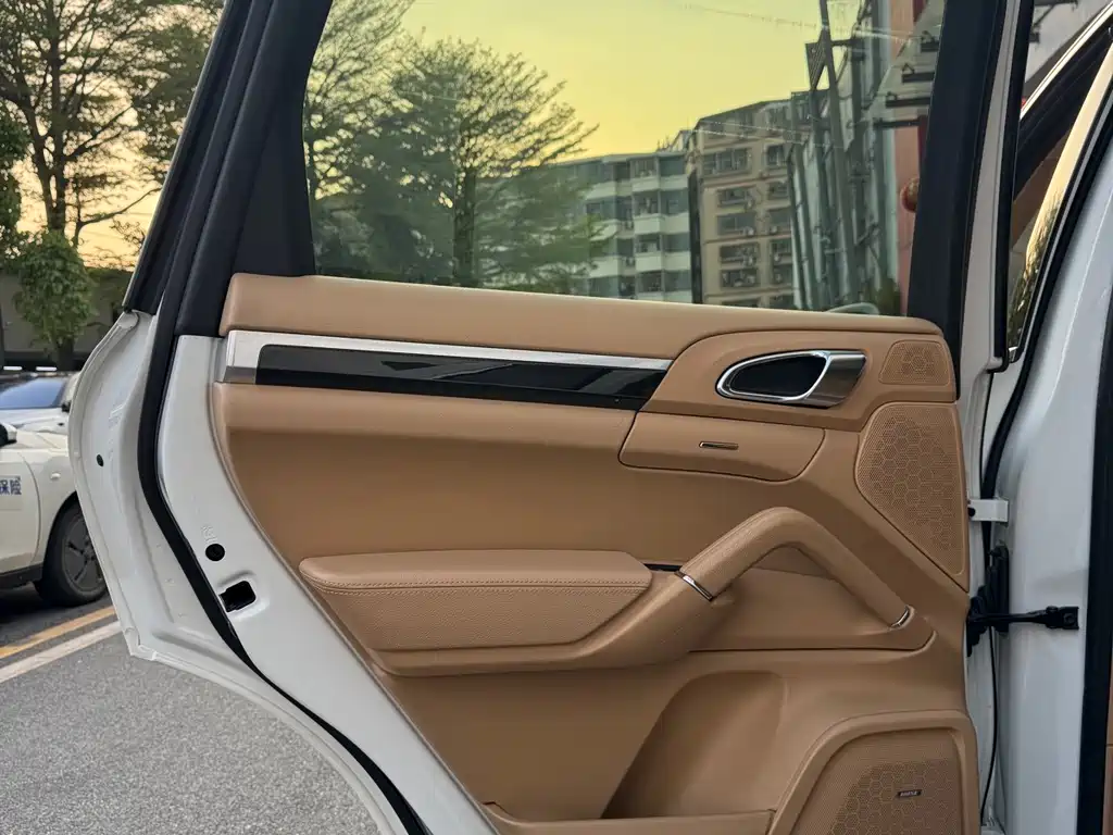Cayenne 2016 Cayenne S 3.6T купить на сайте DeffCars