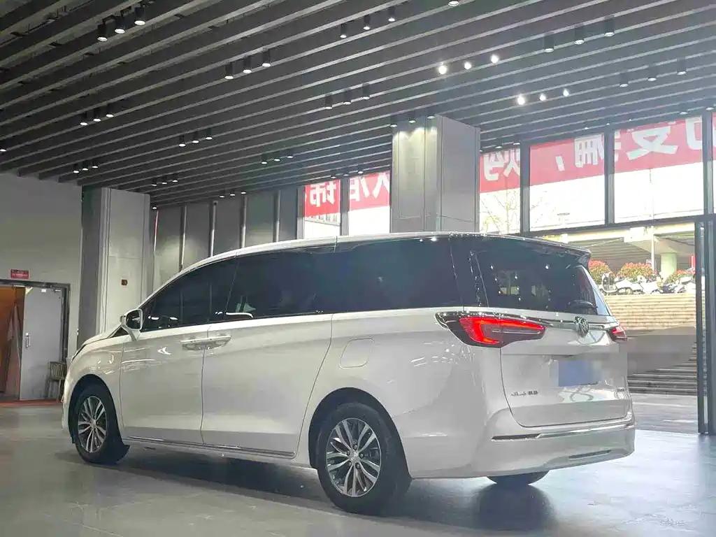 Buick GL8 2023 ES Lu Zun Comfort Type купить на сайте DeffCars