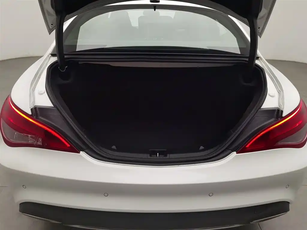 Mercedes-Benz CLA imported 2018 CLA 200 dynamic model купить на сайте DeffCars