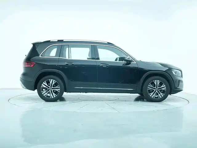 Mercedes-Benz GLB 2024 facelift GLB 220 dynamic version купить на сайте DeffCars