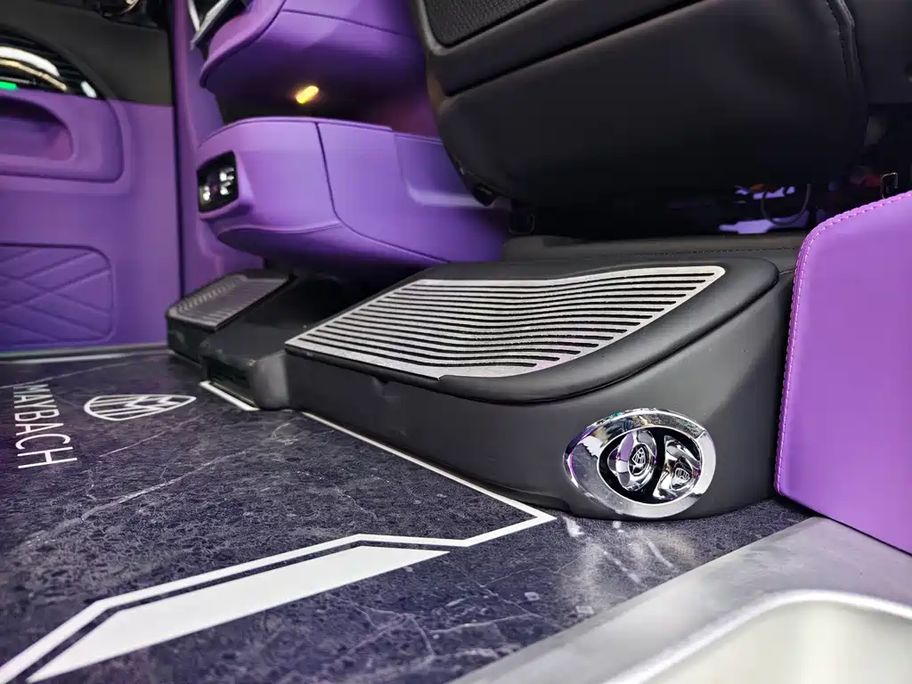 Vito 2024 2.0T Business Edition 7 seats купить на сайте DeffCars