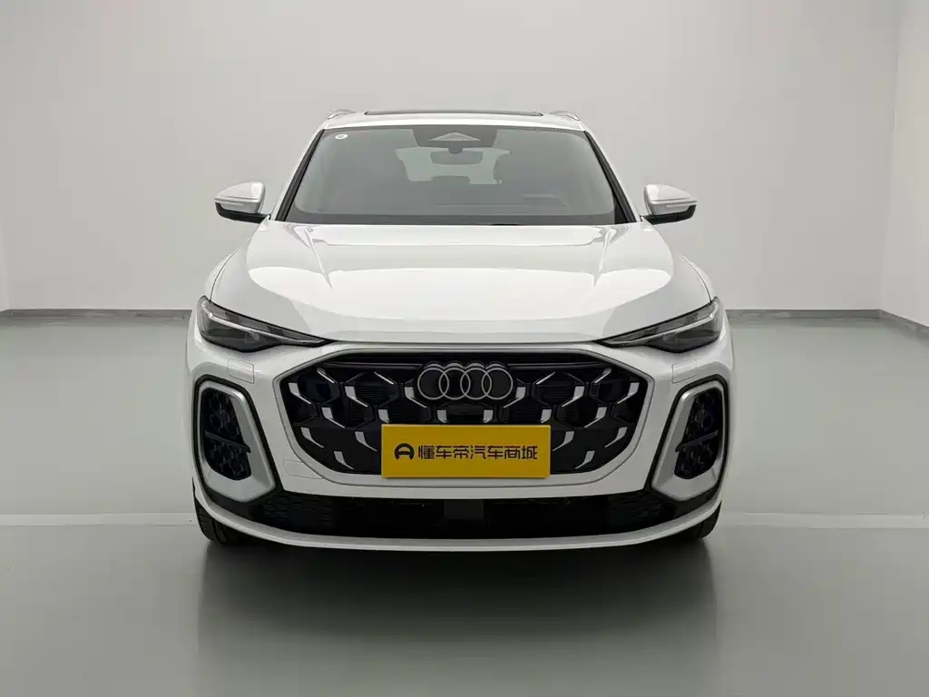 Audi Q5L 2026 2.0T smart hybrid luxury model купить на сайте DeffCars
