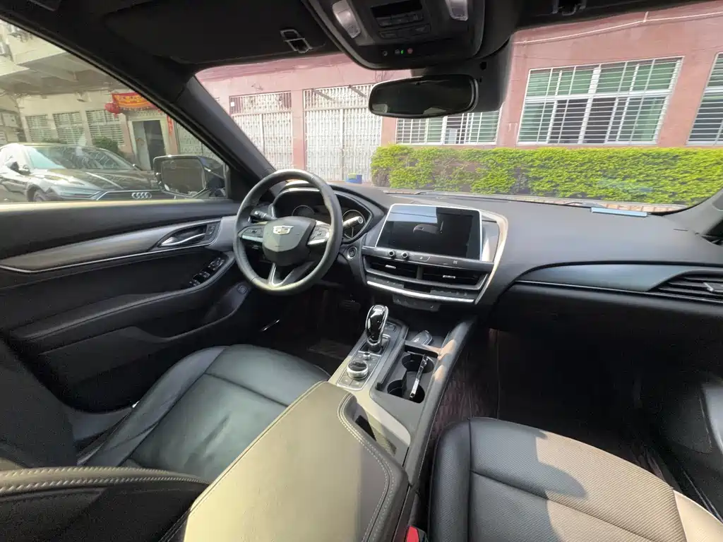 Cadillac CT5 2021 28T luxury model купить на сайте DeffCars