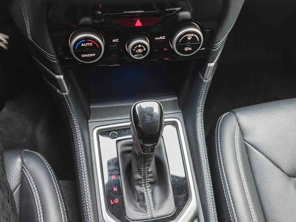 Forester 2022 2.0i AWD Deluxe Edition EyeSight купить на сайте DeffCars