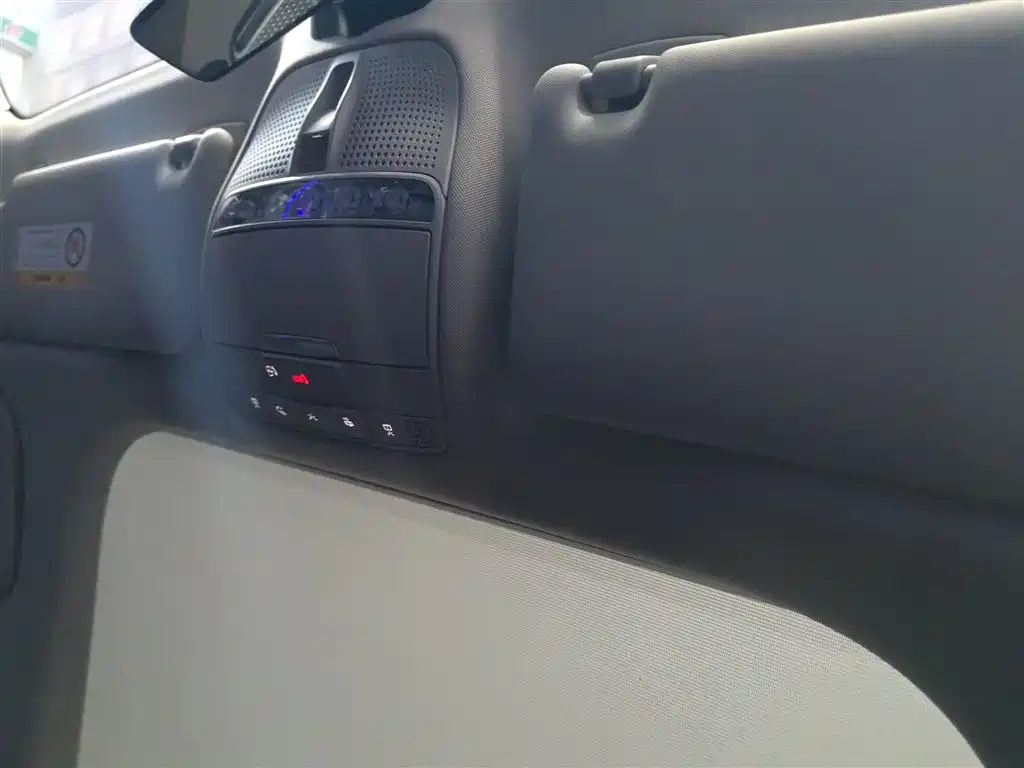 Mercedes-Benz E-Class 2023 E 300 L Luxury Model купить на сайте DeffCars