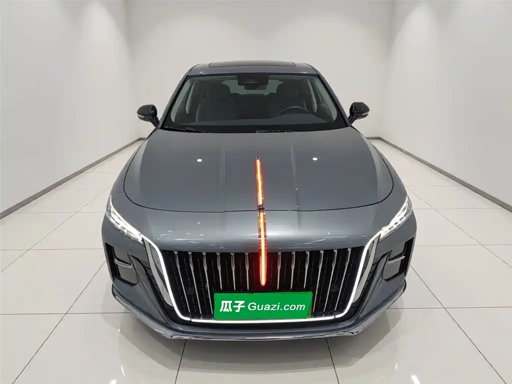 Hongqi H5 2023 2.0T Automatic Intelligent Connected Flag Edition купить на сайте DeffCars