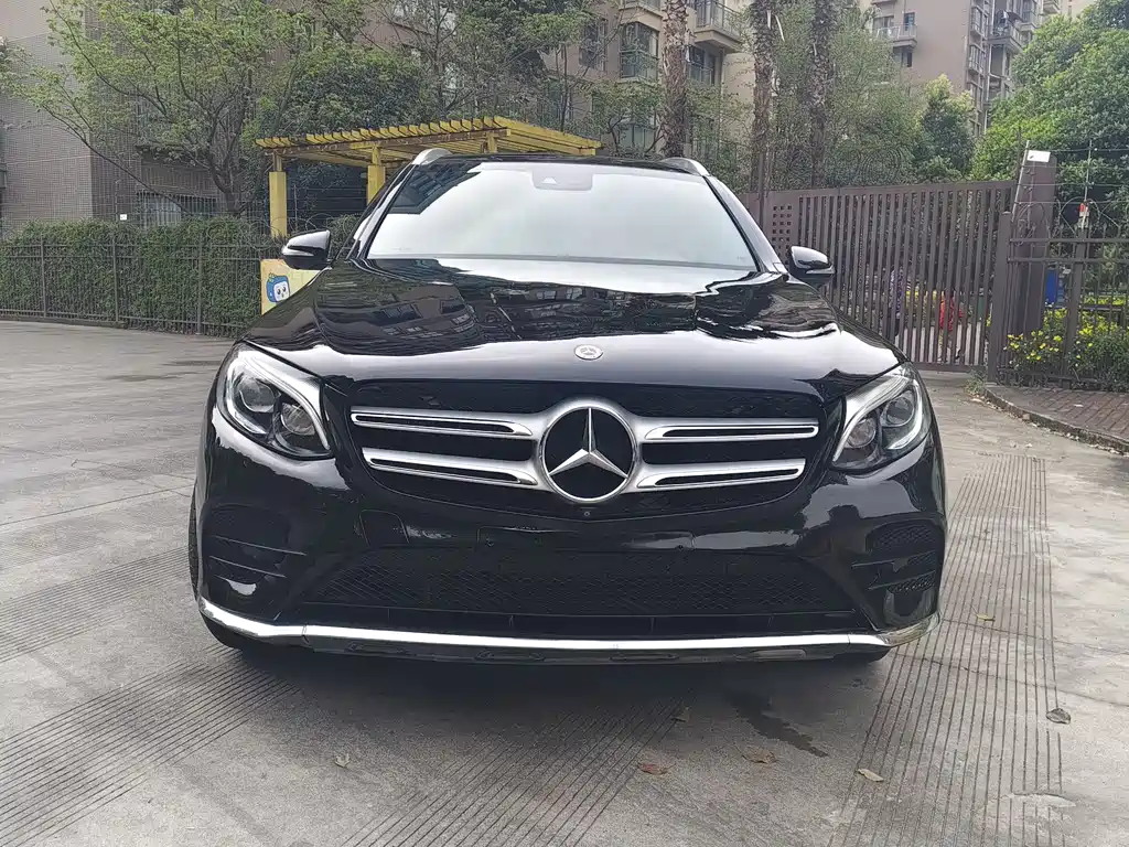 Mercedes-Benz GLC 2017 GLC 300 4MATIC Dynamic купить на сайте DeffCars