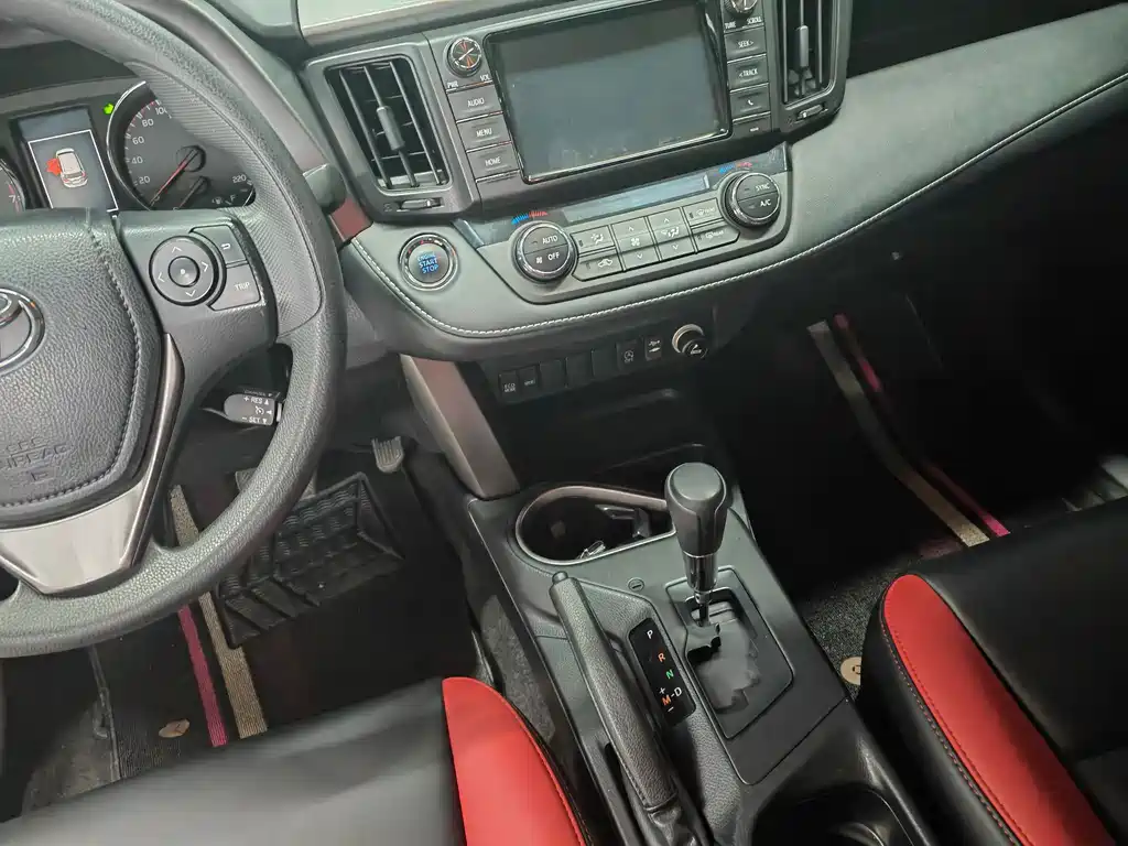 RAV4 Rongfang 2019 2.0L CVT 2WD Fashion X Limited Edition National VI купить на сайте DeffCars