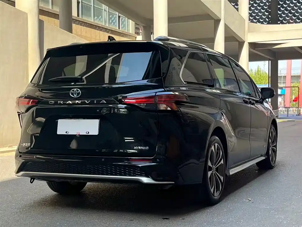 Grevia 2023 2.5L Hybrid Premium PLUS Edition купить на сайте DeffCars