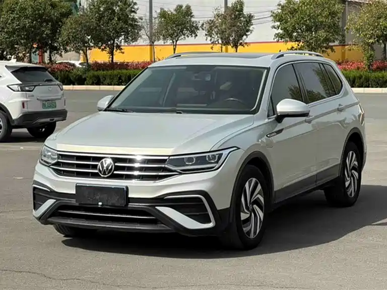 Tiguan L 2022 330TSI automatic two-wheel drive smart version купить на сайте DeffCars
