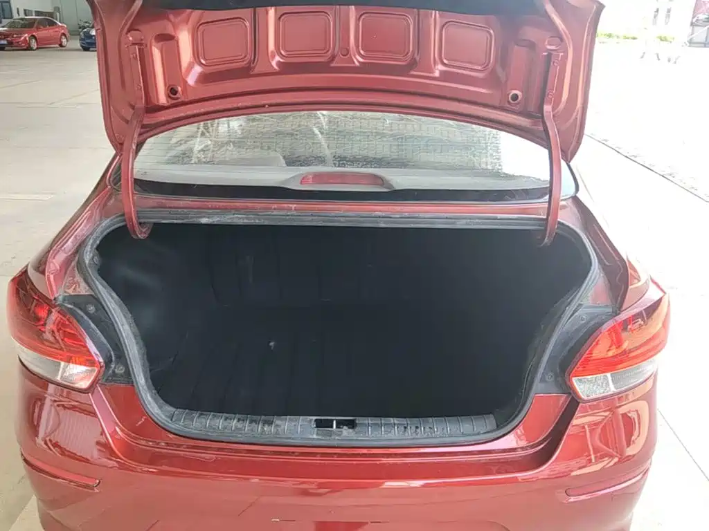 Huanchi 2017 1.4L Automatic Smart Enjoy Edition Value купить на сайте DeffCars