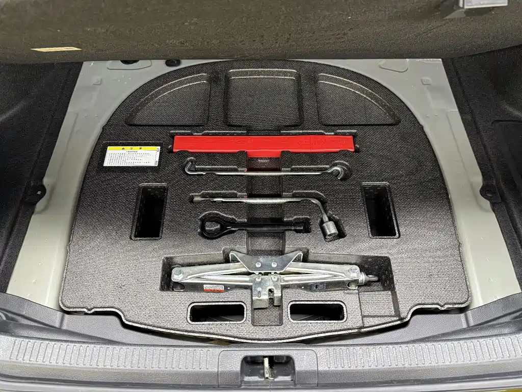 Camry 2021 Dual Engine 2.5HGVP Leading Edition купить на сайте DeffCars