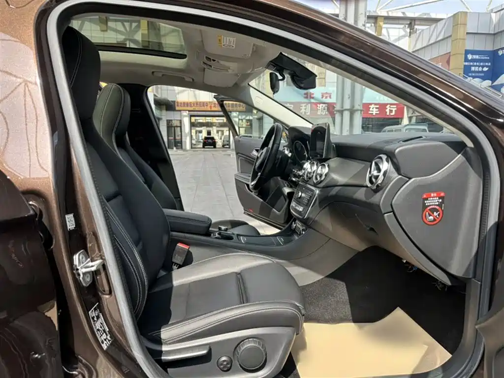 Mercedes-Benz GLA 2018 GLA 200 Dynamic купить на сайте DeffCars