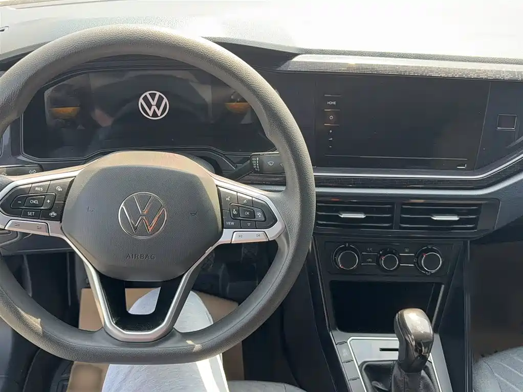 Lavida 2023 Xinrui 1.5L Automatic Xinyi Edition купить на сайте DeffCars