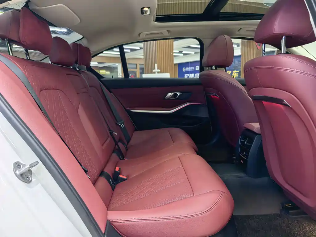BMW 3 Series 2025 325Li M Sports Package купить на сайте DeffCars