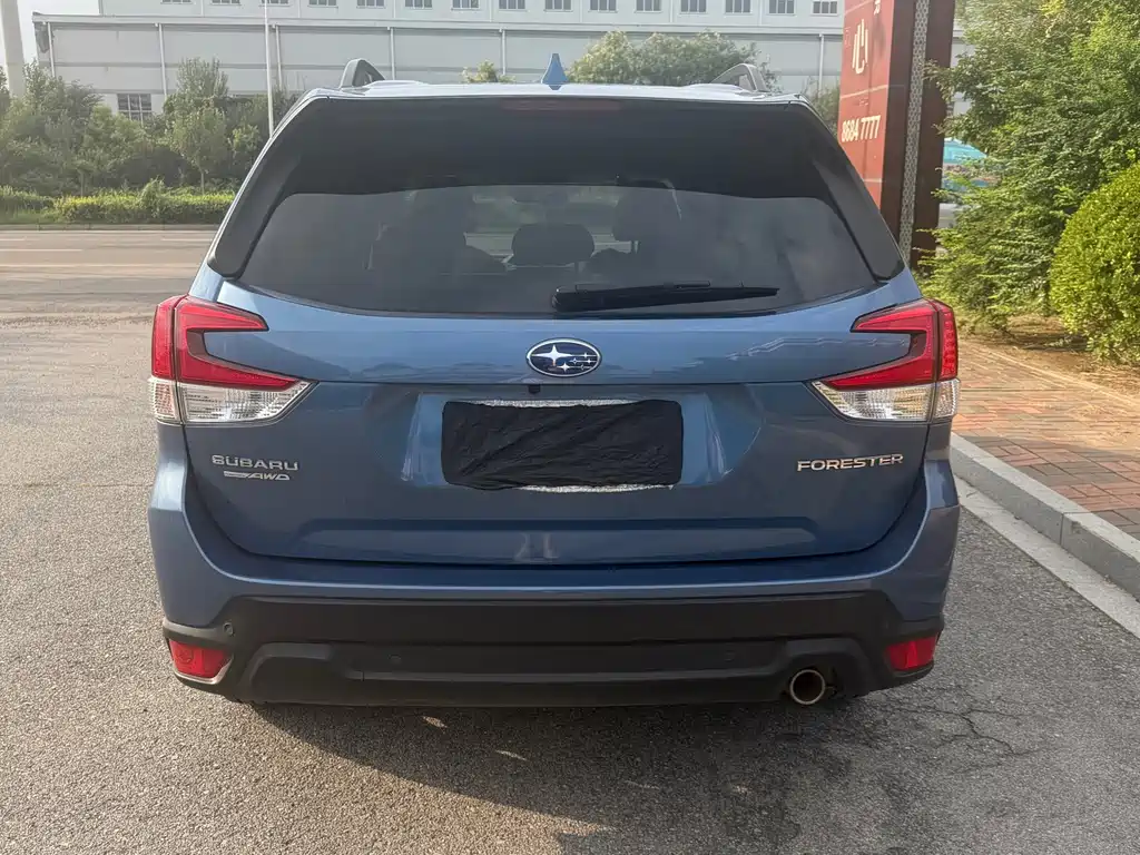 Forester 2021 2.0i Deluxe Edition купить на сайте DeffCars