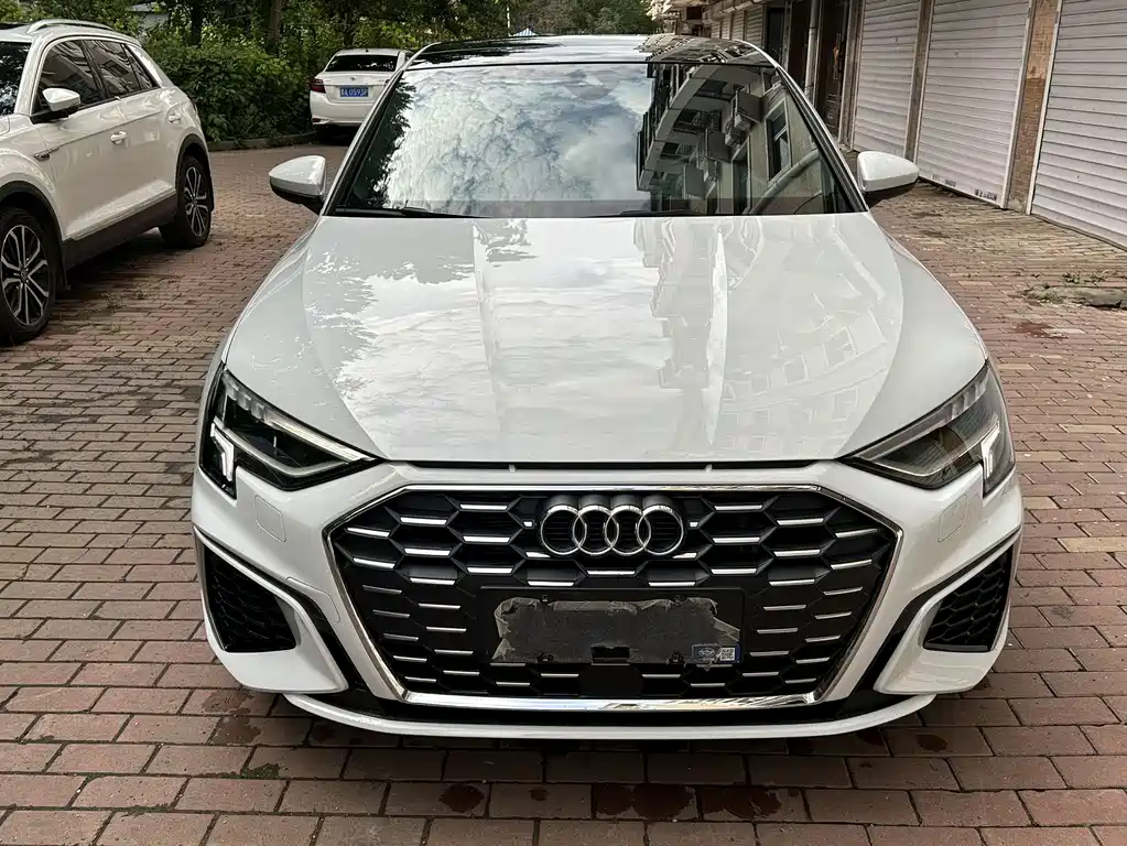 Audi A3 2023 Sportback 35 TFSI stylish and sporty купить на сайте DeffCars