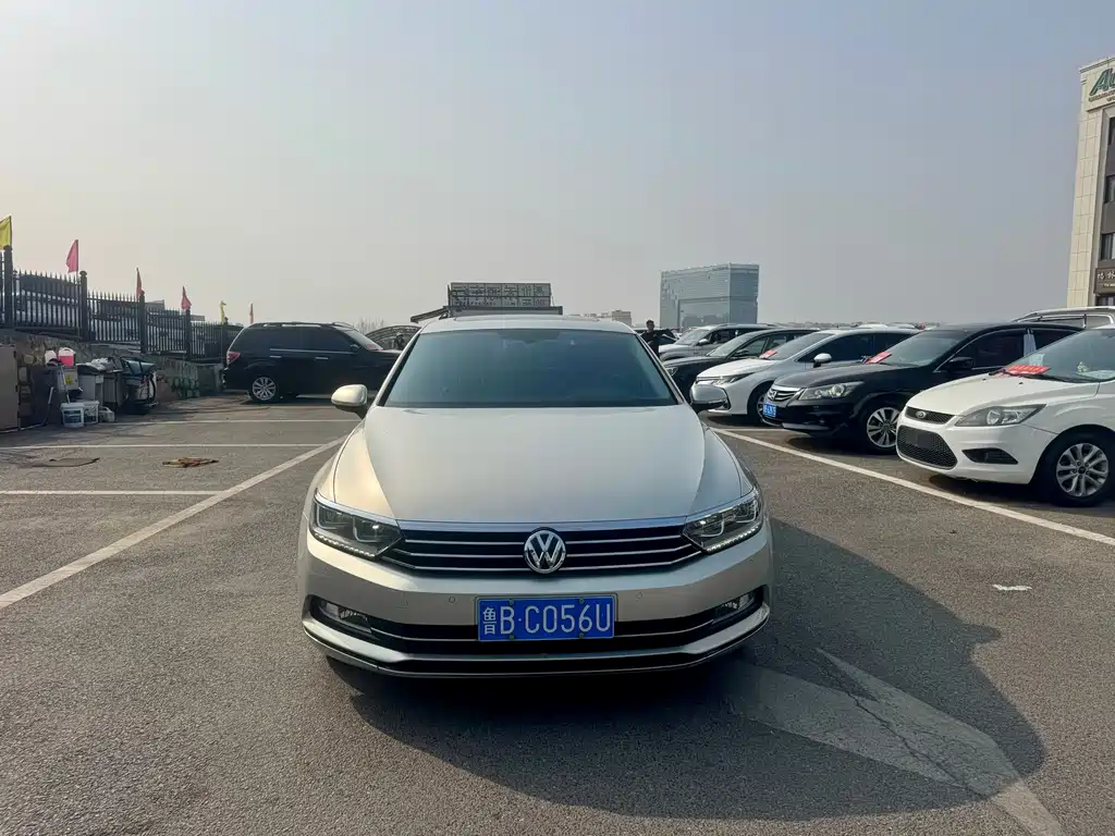 Magotan 2017 330TSI DSG luxury model купить на сайте DeffCars