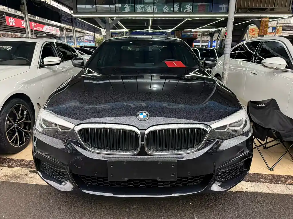 BMW 5 Series 2018 facelift 530Li leading model luxury package купить на сайте DeffCars