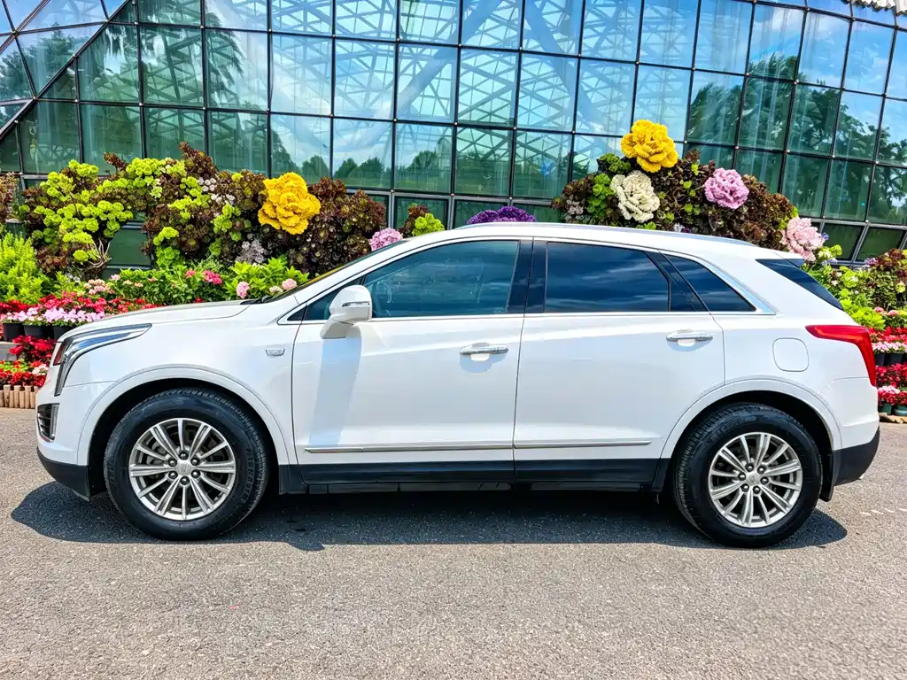 Cadillac XT5 2018 25T luxury model купить на сайте DeffCars