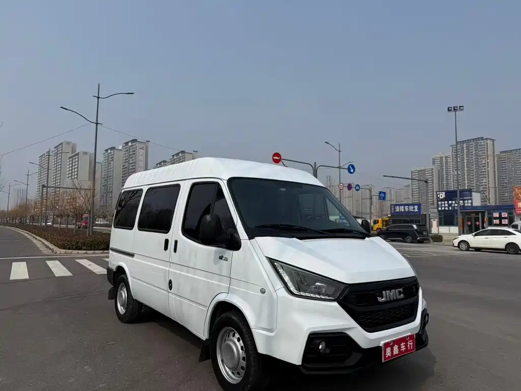 Teshun 2021 2.8T Space King Taurus short-axle mid-high roof 6-seater diesel National VI JX493 купить на сайте DeffCars