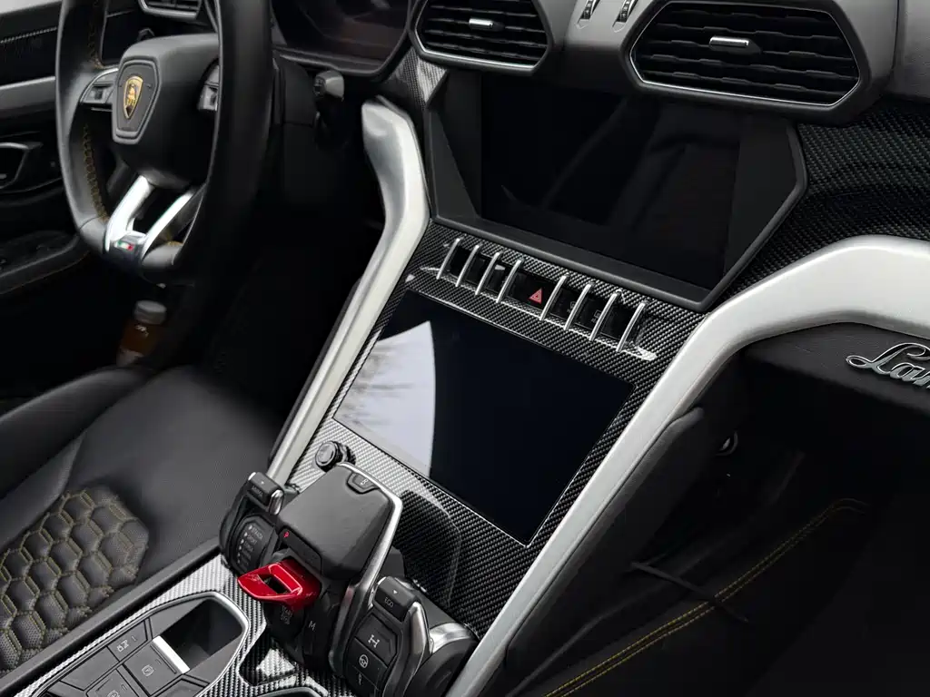 Urus 2018 4.0T V8 купить на сайте DeffCars