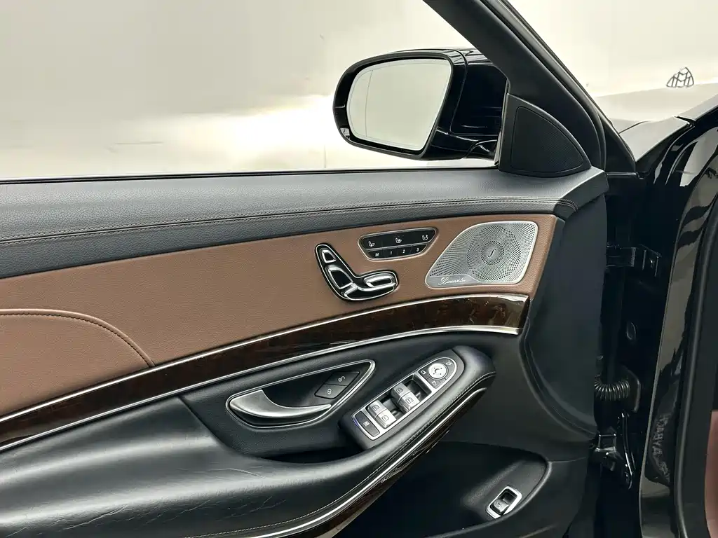 Maybach S-Class 2017 S 400 4MATIC купить на сайте DeffCars