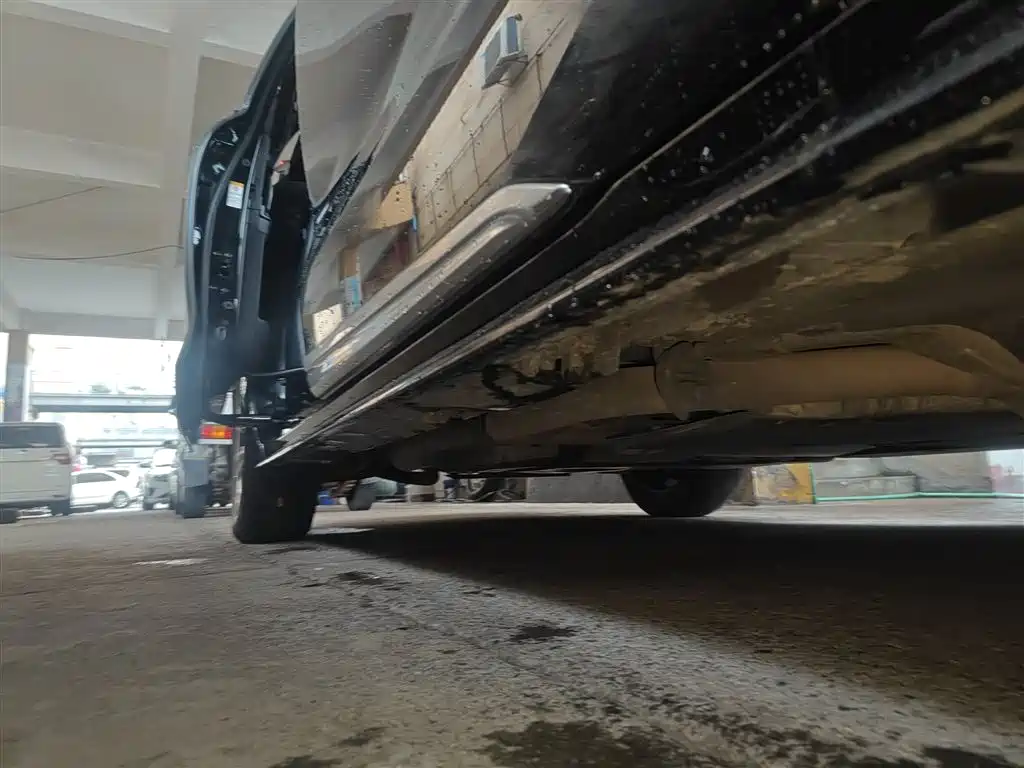 SIENNA 2021 2.5L Hybrid Platinum Edition купить на сайте DeffCars