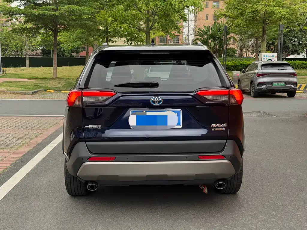 RAV4 Rongfang 2023 Dual Engine 2.5L E-CVT Two-wheel Drive Elite Plus Edition купить на сайте DeffCars