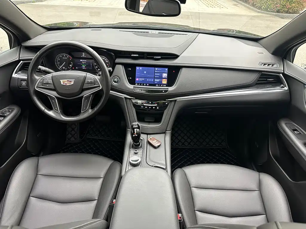 Cadillac XT5 2022 2.0T two-wheel drive luxury model купить на сайте DeffCars