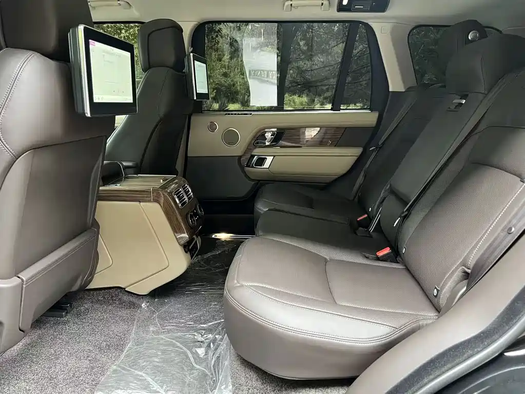 Range Rover 2019 3.0 SC V6 Legendary Extended Edition купить на сайте DeffCars