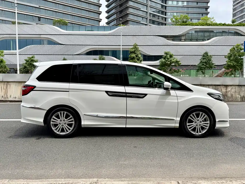 Alison 2016 2.4L Classic Edition купить на сайте DeffCars
