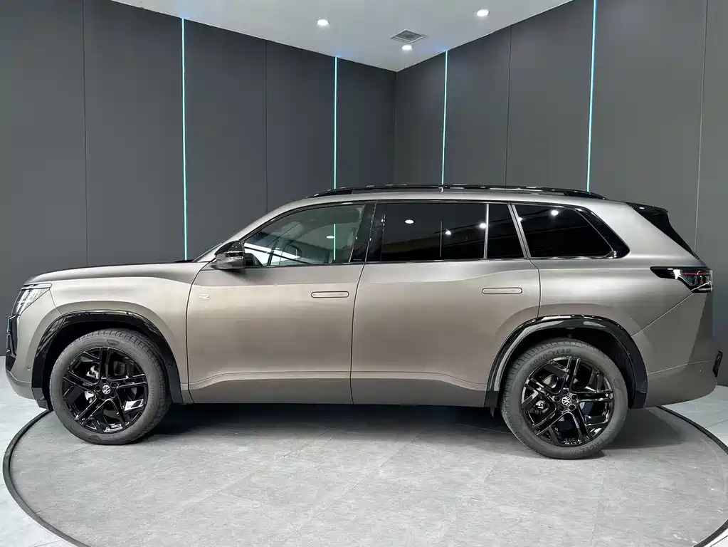 Touron 2025 Touron Pro 450TSI four-wheel drive peak version купить на сайте DeffCars