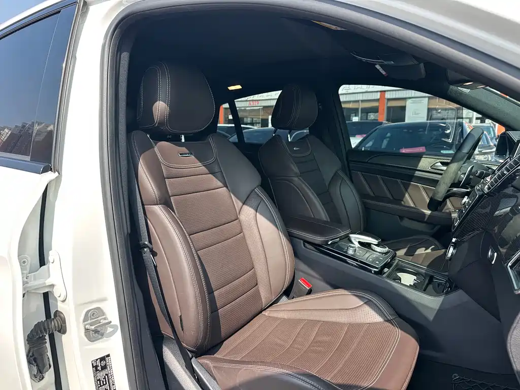 Mercedes-Benz GLE Coupe AMG 2015 AMG GLE 63 4MATIC Coupe SUV купить на сайте DeffCars