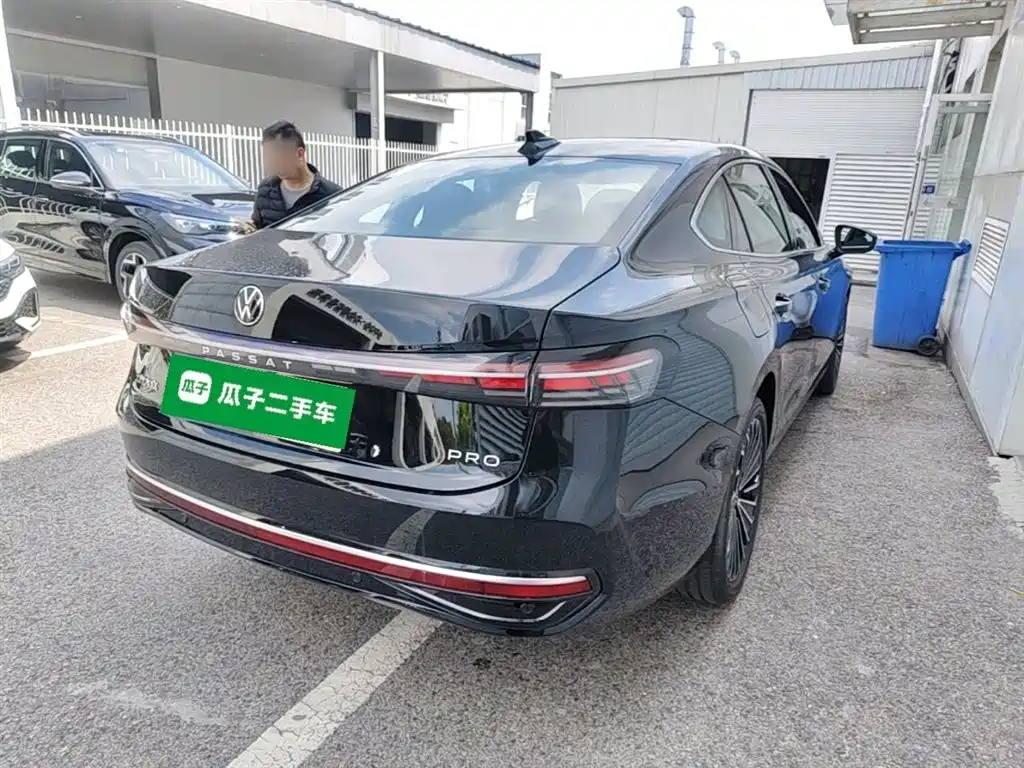 Passat 2025 Pro 380TSI Dragon Edition купить на сайте DeffCars