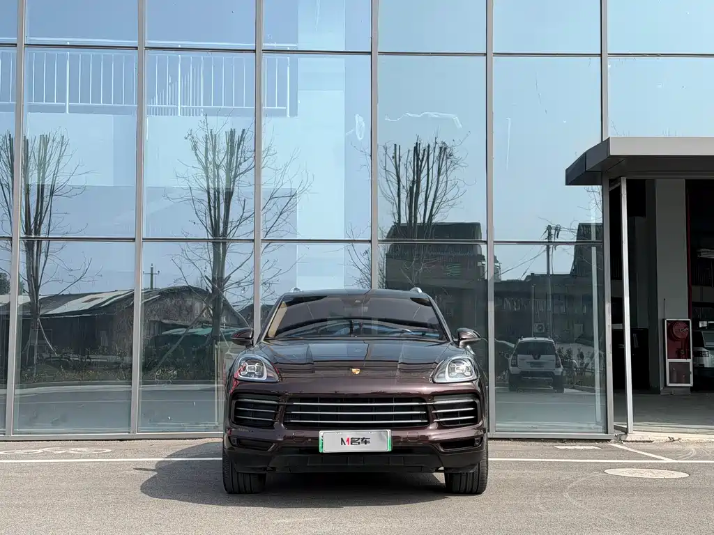 Cayenne New Energy 2019 Cayenne E-Hybrid 2.0T купить на сайте DeffCars