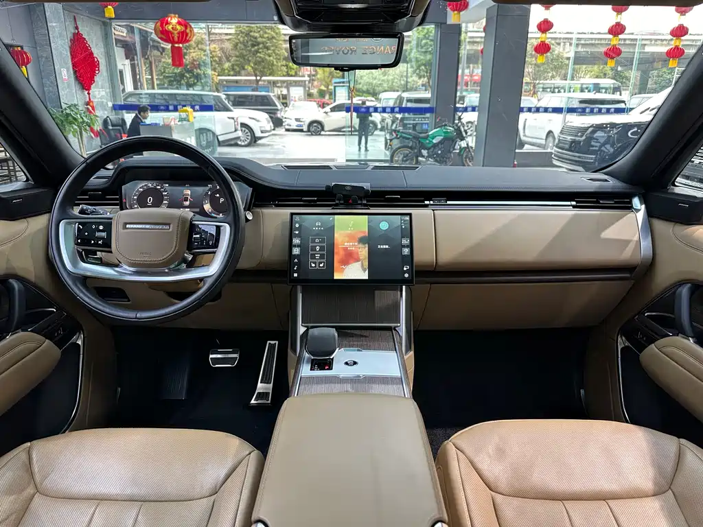 Range Rover 2024 3.0 L6 400PS Extended Edition, seven seats купить на сайте DeffCars