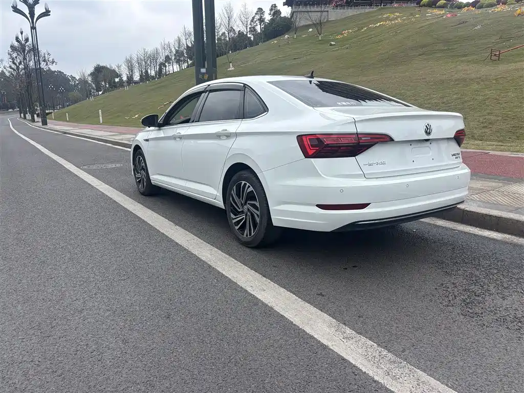 Sagitar 2022 280TSI DSG Flyover Edition купить на сайте DeffCars