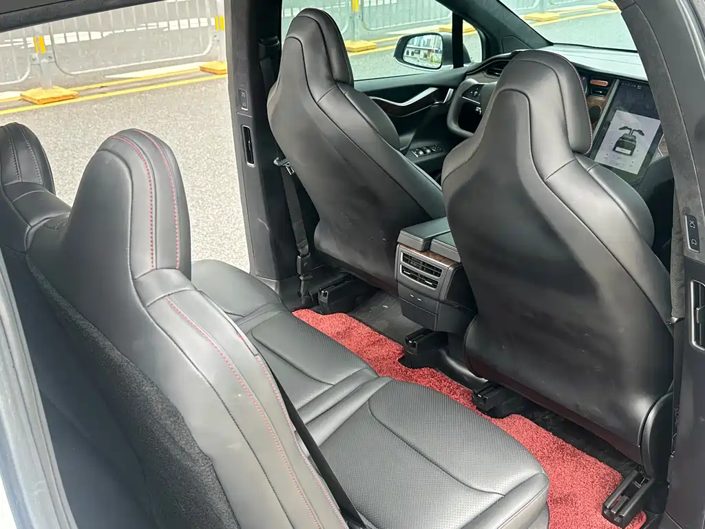 Model X 2017 Model X 100D Long Range Edition купить на сайте DeffCars