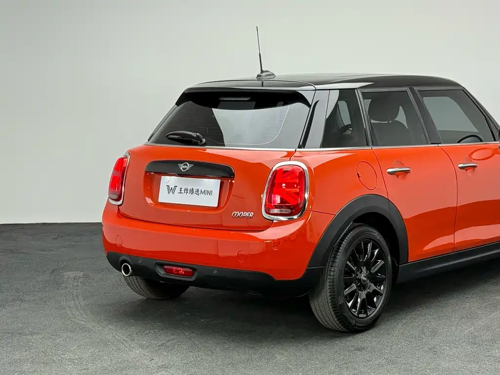 Mini 2019 1.5T COOPER Classic Five-Door Edition купить на сайте DeffCars