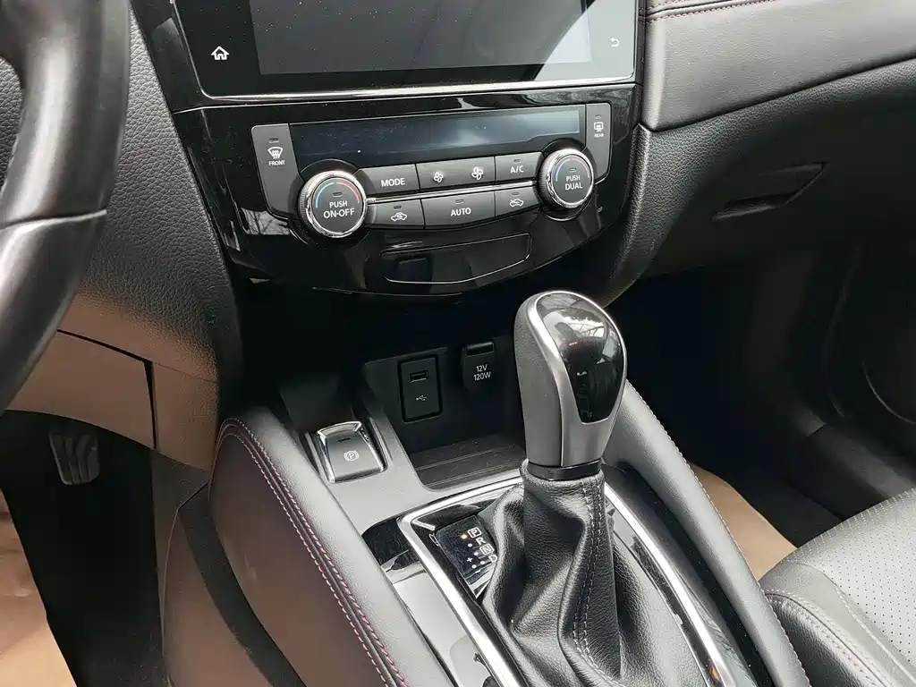 Qashqai 2022 2.0L CVT XV Prem Deluxe Edition купить на сайте DeffCars