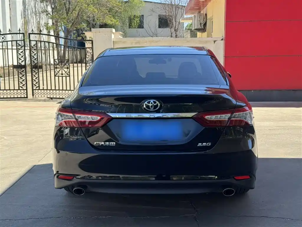 Camry 2019 2.5G Deluxe Edition National VI купить на сайте DeffCars