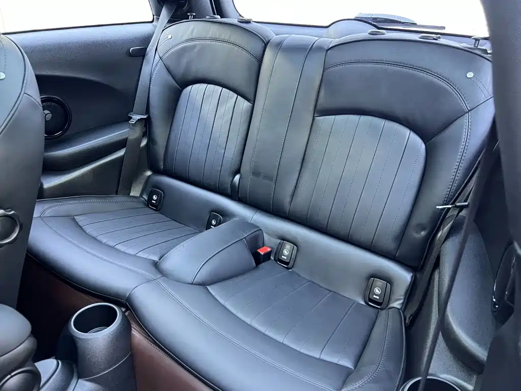 Mini 2023 2.0T COOPER S King’s Cross Special Edition купить на сайте DeffCars