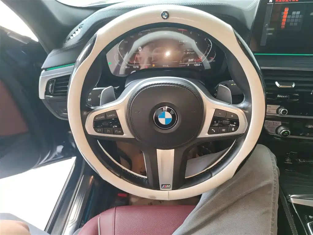 BMW 5 Series 2022 facelift 530Li leading M sports package купить на сайте DeffCars