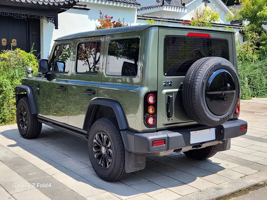 212 T01 2024 2.0T Explorer купить на сайте DeffCars