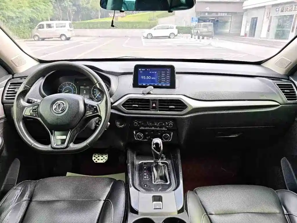 Fengguang S560 2018 1.8L CVT elite 7 seats купить на сайте DeffCars
