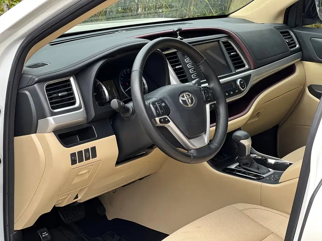 Highlander 2017 2.0T four-wheel drive luxury version 7 seats купить на сайте DeffCars