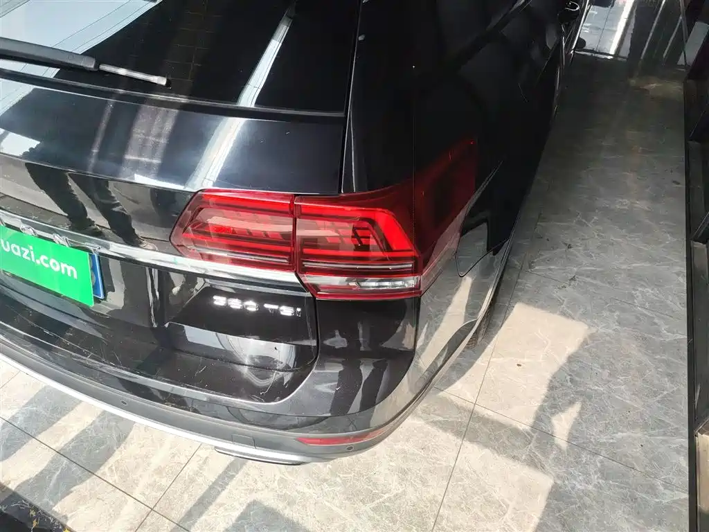 Touron 2020 380TSI four-wheel drive comfort version National VI купить на сайте DeffCars